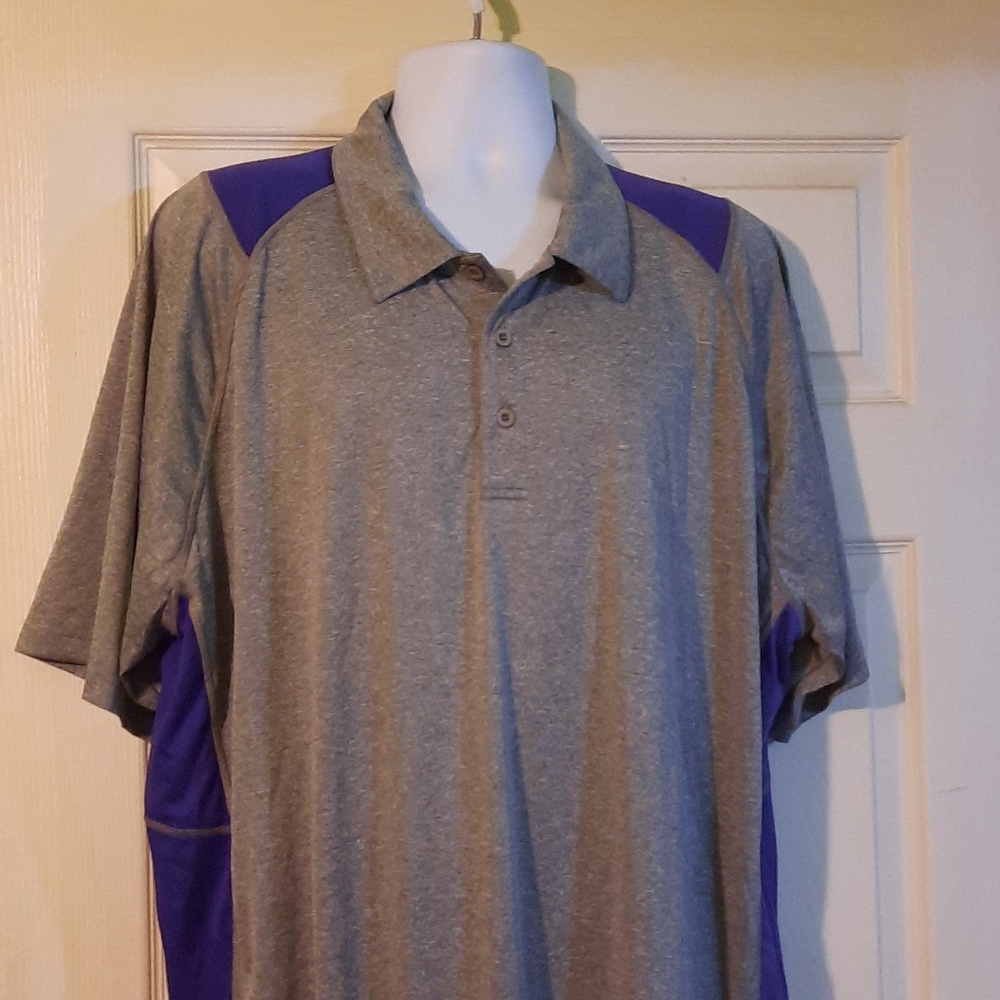 Sported Men's Drifit Short sleeve shirt.
